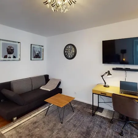 Sweethome - Business-apartment Mit Kueche Und Terrasse, Netflix, Stellplatz *