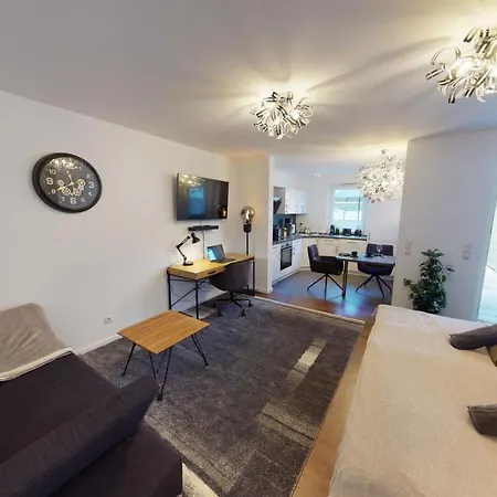 Lejlighed Sweethome - Business-apartment Mit Kueche Und Terrasse, Netflix, Stellplatz Herzogenaurach